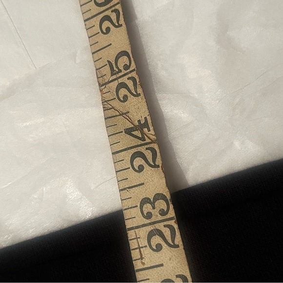 Nike Air Jumper Color Block Sz L Crew Neck Logo Sweater White Black Swoosh - Picture 9 of 10